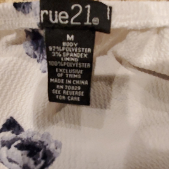 Rue21 Romber - Picture 5 of 5